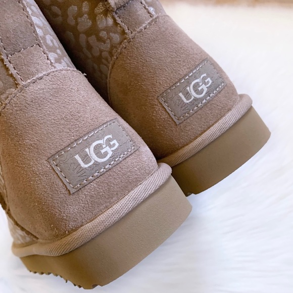 UGG Classic Mini Snow Leopard Boots In Amphora - Picture 6 of 8
